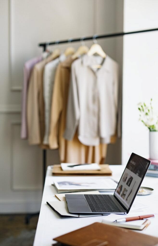 Cartelas de coloração pessoal, guia de estilo e lookbook digital